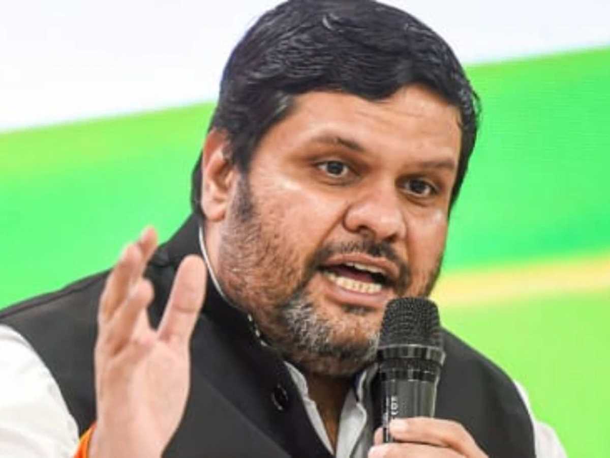 देश छोड़कर जाने वाले लोगों की संख्या बढ़ने पर कांग्रेस ने जताई चिंता